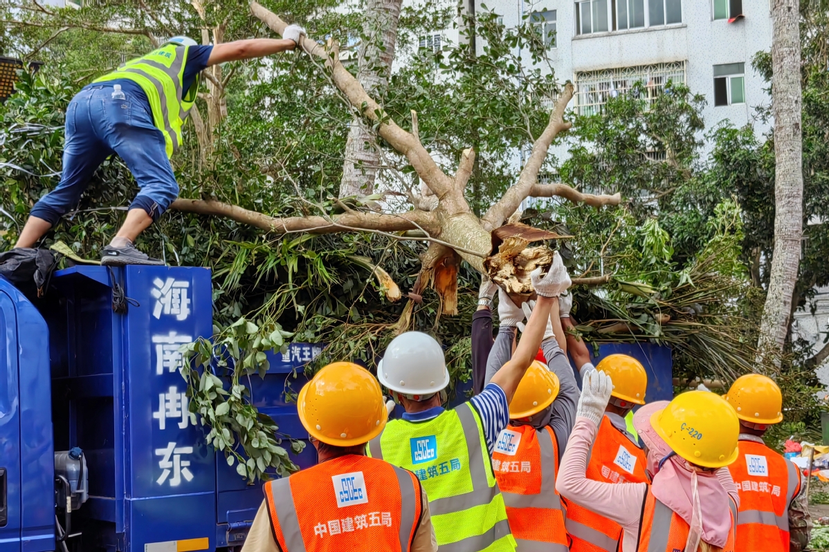 中建五局：鏖战抢险救灾一线加速灾后恢复(图2)